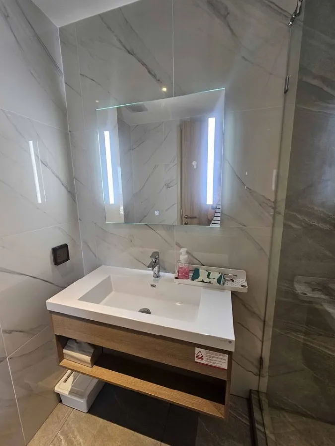 For rent, Once Pattaya (North Pattaya), 22nd floor, highest, very awesome city view, no tall buildings obstructing the mountains, hurry and reserve