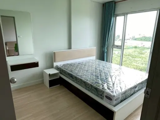 ให้เช่า Serrano Condominium ห้องขนาดใหญ่ วิวเห็นพื้นที่สีเขียวสบายตามาก แบบนี้ต้องจอง
