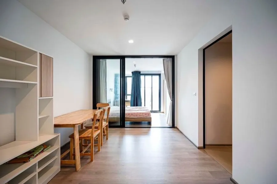 Condo for rent, The Line Phahonyothin Park, spacious room. Lots of usable space Great price, hurry up and reserve.