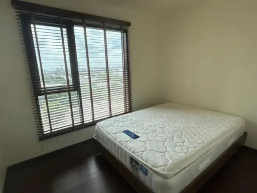 For rent!! Condo Life Sukhumvit 62, 9th floor, furniture + complete electrical appliances, ready to move in, don't miss it!!