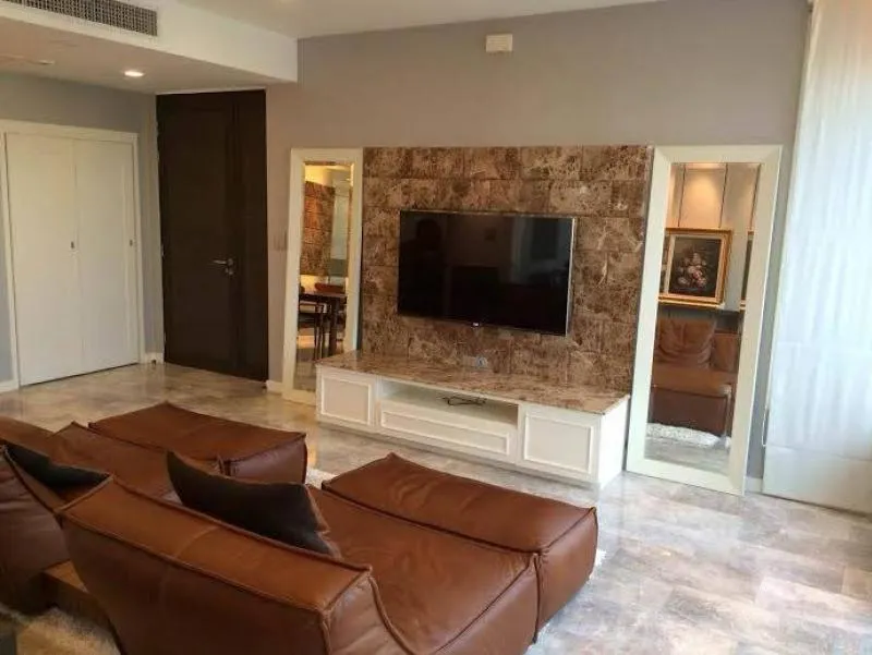 Siri Residence Sukhumvit 24 for rent, 23rd floor, luxurious decoration, very inviting, grab it !!