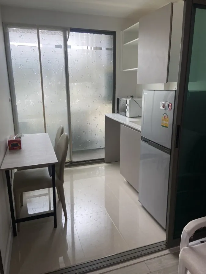 ขาย คอนโดเมโทร ลักซ์ รัชดา 1 ห้องนอน 1 ห้องน้ำ เฟอร์ครบ สิ่งอำนวยความสะดวกครบ จองเลยจ้า