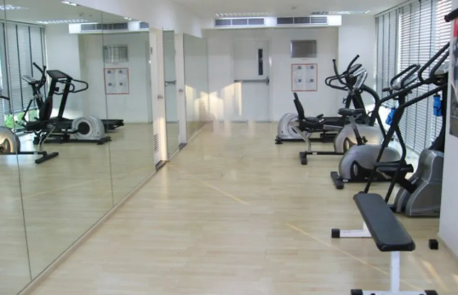 ให้เช่า คอนโด โนเบิล ไลท์ ห้อง Renovated ใหม่ ไม่จอง ไม่ได้แล้ว !!