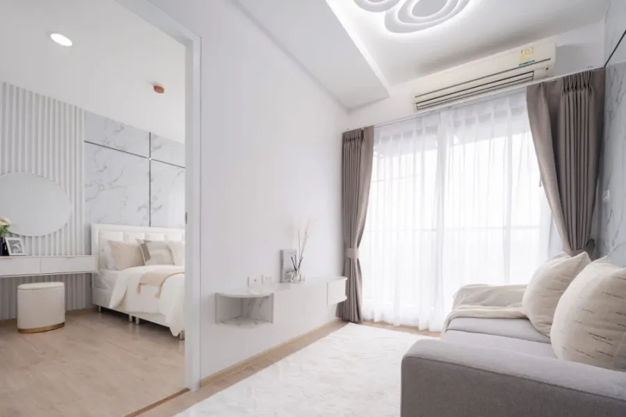 For sale: Fuse Miti Ratchada-Sutthisan, 1 bedroom, 1 bathroom, decorated in a controlled tone, with a well-built headboard wall. Reserve now!