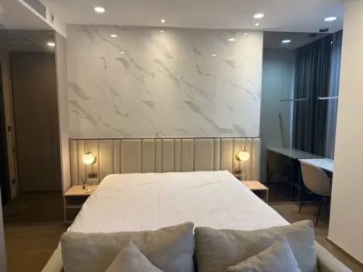 For rent: Ashton Chula–Silom, 14th floor, fully furnished, very livable. Book now, don't miss out!
