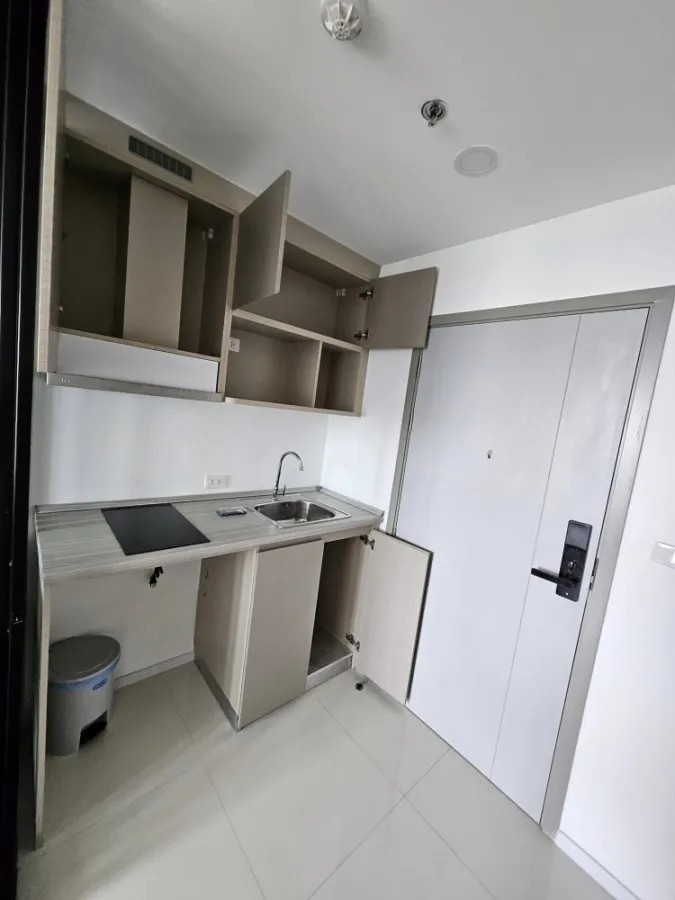 For rent: The Origin Ram 209 Interchange, bright and comfortable room, auspicious room number, with dressing room, don't wait.