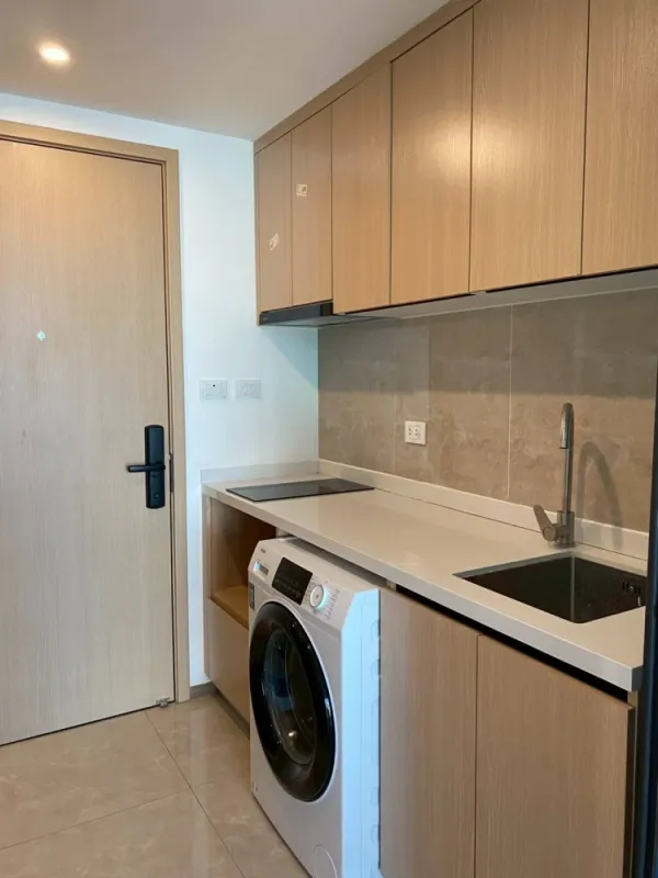 🏠🌃 ให้เช่า คอนโด รีเกิล ศรีนครินทร์40 🏠🌃