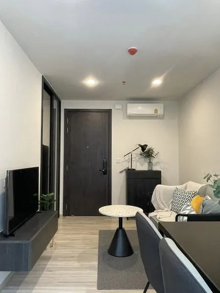 For sale or rent XT Huaikhwang ชั้น 9 วิวสวน ห้องตกแต่งเรียบง่าย แต่น่าอยู่สุดๆ มาแต่ตัวเข้าอยู่ได้เลยจ้า