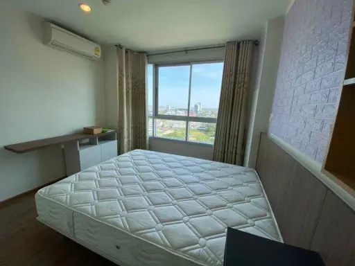 Sell U Delight @ Hua Mak Station, spacious room, airy, complete with furniture and electrical appliances, book now, super bang.