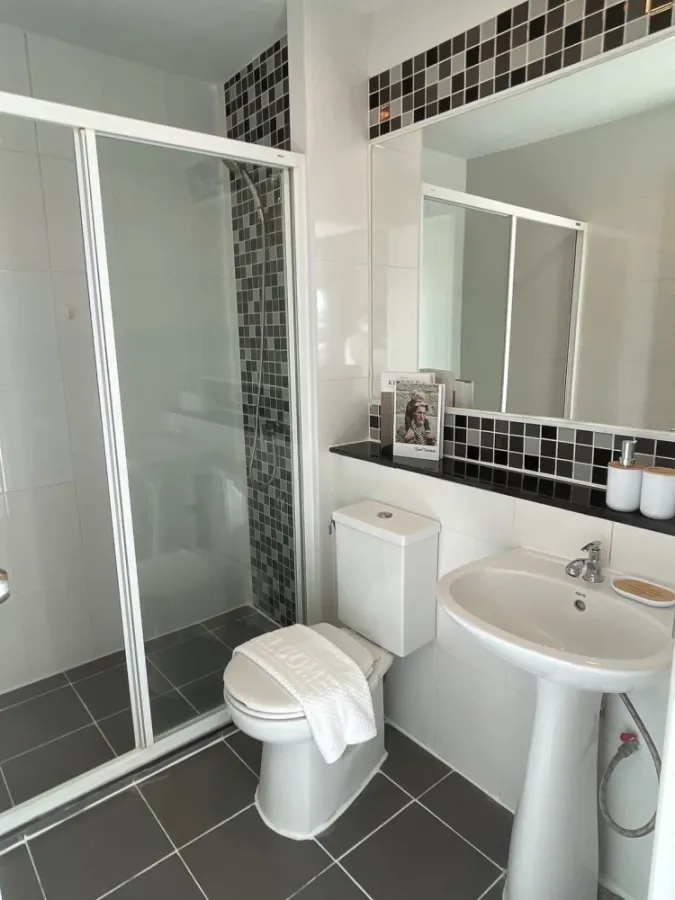 For sale: Regent Home 18 Chaengwattana-Lak Si, 14th floor, very large room, beautifully decorated, minimalist style, don't miss it, hurry up.