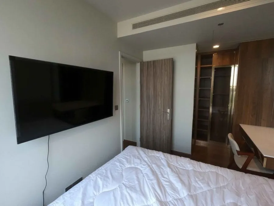 ให้เช่า​ คอนโด​ Ideo​ Q Sukhumvit​ 36 ตกแต่งบิ้วอินทั้งห้อง สไตล์โมเดิร์น พร้อมเข้าอยู่ สนใจ จองเลย