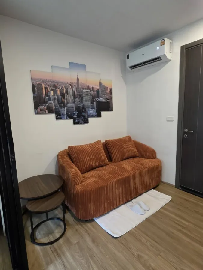 For rent: The Base Park West, beautifully decorated unit with complete amenities at an amazing price. Book yours today!