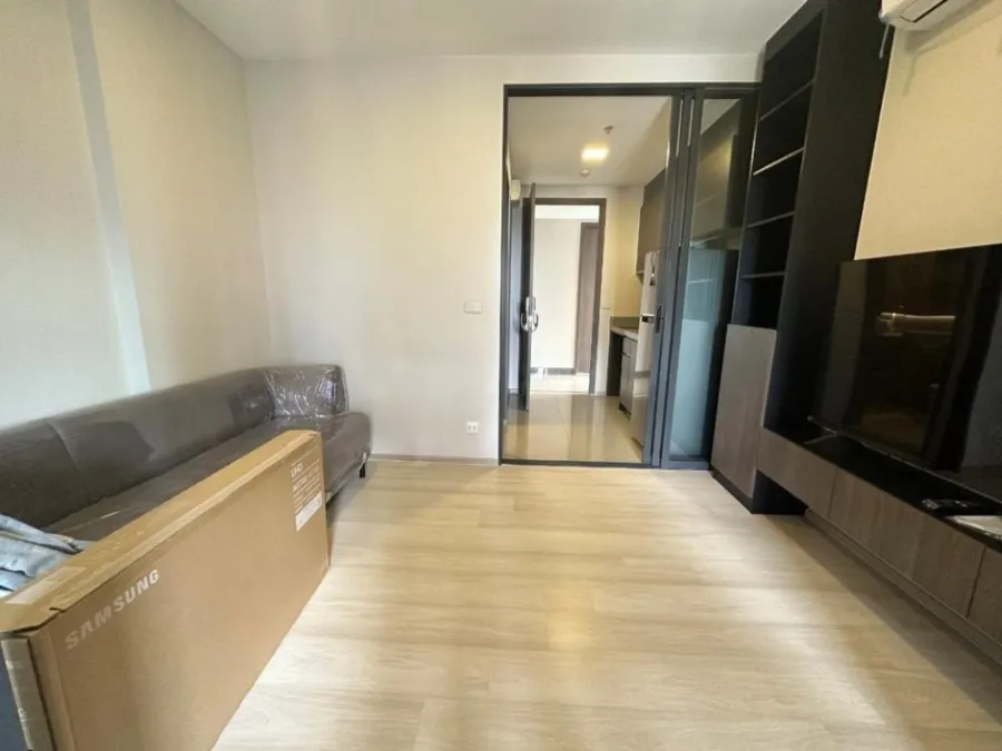 For rent!! Condo The Privacy Chatuchak, good location, convenient travel, near MRT Phahon Yothin, near Lat Phrao intersection!!