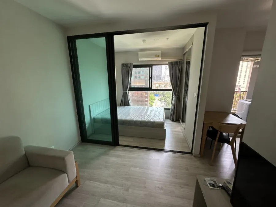 ให้เช่า Condo The Privacy พระราม 9 วิวเมือง ส่วนกลางจัดเต็มตกแต่งเรียบร้อยแล้ว พร้อมเข้าอยู่ได้ทันที