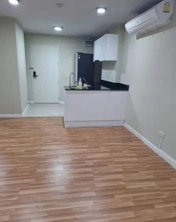 For sale: WE Condo, 2 bedrooms, 5th floor, fully furnished, nice to live in. If interested, hurry and reserve now. Don't miss out!