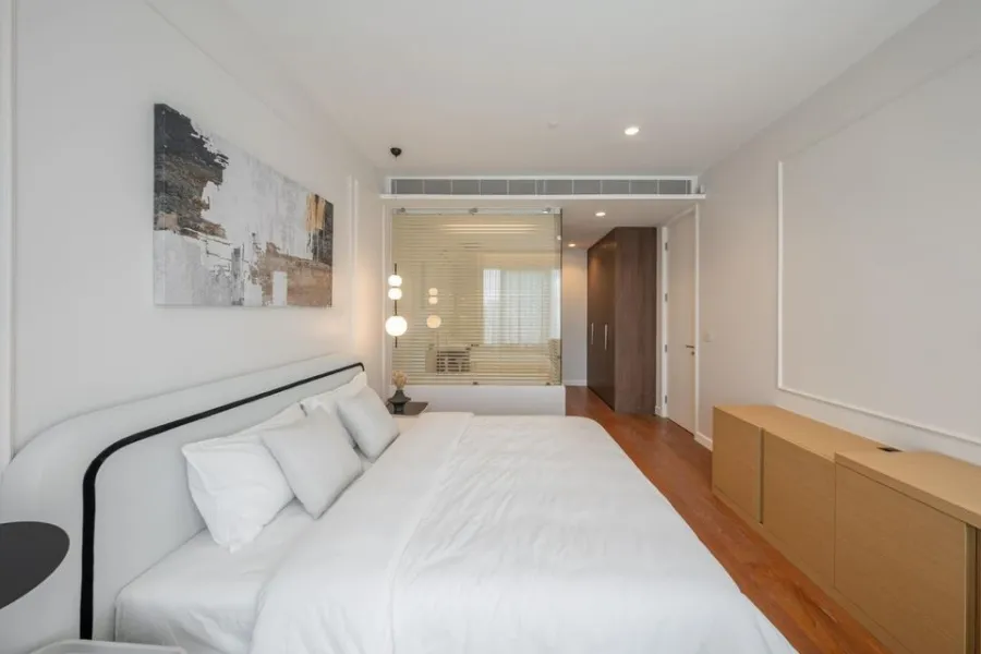 Condo for rent, 185 Ratchadamri, beautiful room, fully furnished Fully furnished, ready to move in. Hurry up, don't wait.