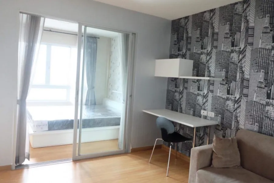 Condo for sale, The Trust Residence Pinklao (Borommaratchachonnani), complete facilities, be quick, don't be late !!