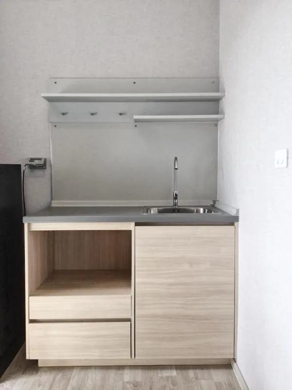 For Rent Plum Condo Ramkamhaeng Station ห้องมุม มีหน้าต่างให้ลมเข้า-ออก วิวเมืองโล่ง จองด่วนๆ