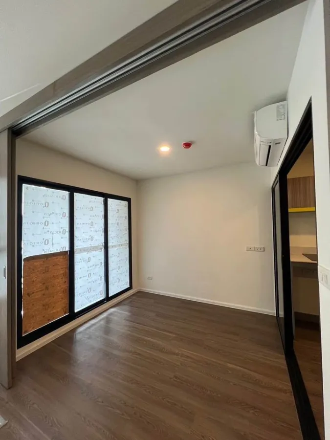 Condo for sale: The Origin Ramintra 83 Station, large room, ready to move in, built-in furniture, hurry up and reserve it now.