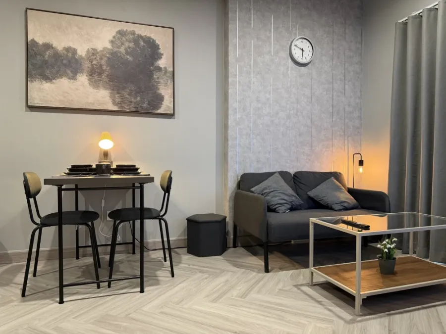 ขาย ให้เช่า The Key Sathorn – Charoenraj ห้องพร้อมอยู่ เฟอร์พร้อม กว้างขวาง ชั้นสูงจองเลย
