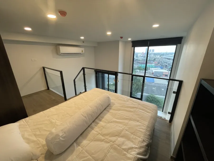 For rent: The Origin Plug & Play Ramintra, a lovely room with high, airy ceilings and a beautiful, unblocked view. Reserve now!