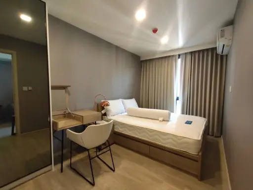 For rent: Maestro 03 Ratchada – Rama 9. Spacious and comfortable room, fully furnished, pets allowed. Book now, don't miss out!+++