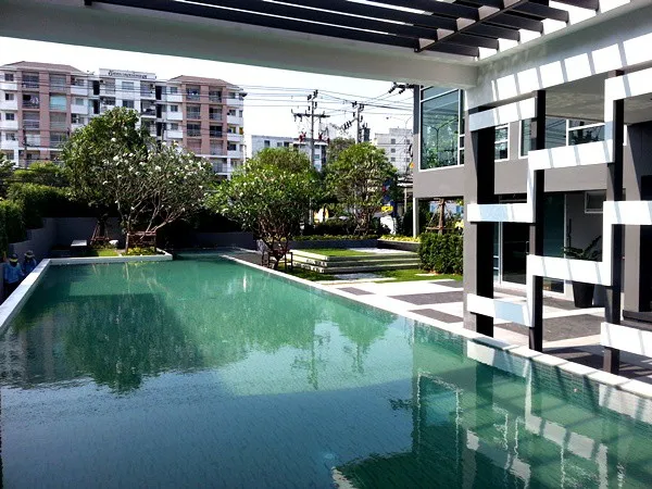 ให้เช่าด่วน D Condo รามคำแหง 64 1 ห้องนอน 1 ห้องน้ำ เฟอร์นิเจอร์ครบพร้อมอยู่ได้เลย จองเลยจ้า