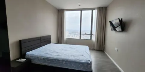 For rent 333 RIVERSIDE ชั้นสูง วิวแม่น้ำเจ้าพระยา 180 องศา พร้อมเฟอร์และเครื่องใช้ไฟฟ้าครบ จองเลยจ้า