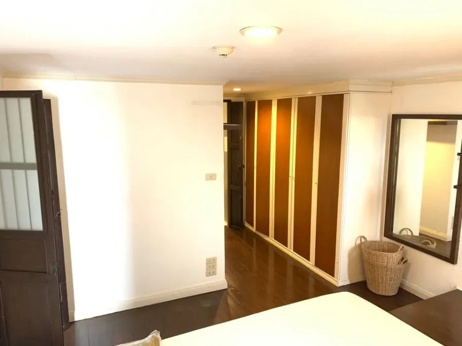 For rent!! Waterford Park Thonglor 5 Condo, 17th floor, beautifully decorated, great price, ready to move in! Reserve now!