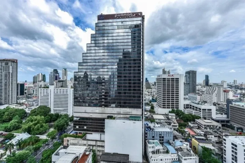 ขาย ให้เช่า คอนโด Ashton Silom ห้องตกแต่งครบ บิ้วอิน เฟอร์ เครื่องใช้ไฟฟ้าอย่างดี ชั้น22 วิวพูลแมน จองเลย