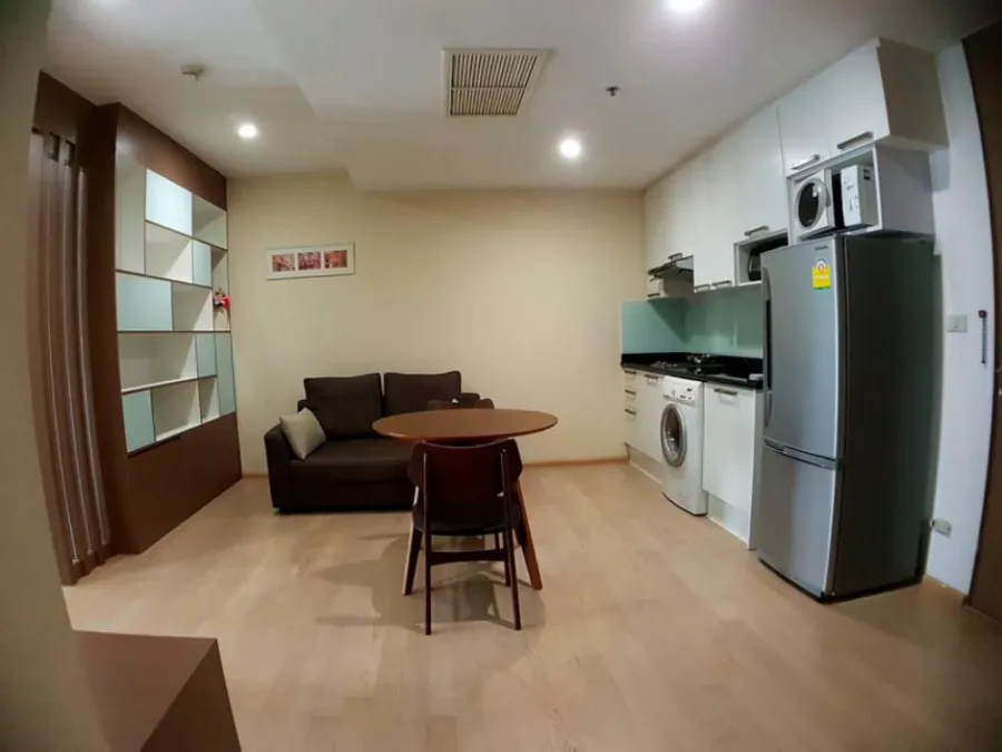 For rent urgently!! Condo Noble Remix Sukhumvit 36, good location, in the heart of the city, do not hesitate, book now!!