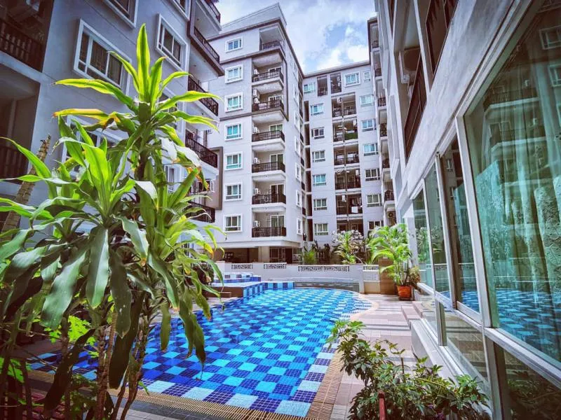 For rent, The next condominium, Ladprao 44, convenient transportation, quiet condo, private, love ￼ peace, please come.