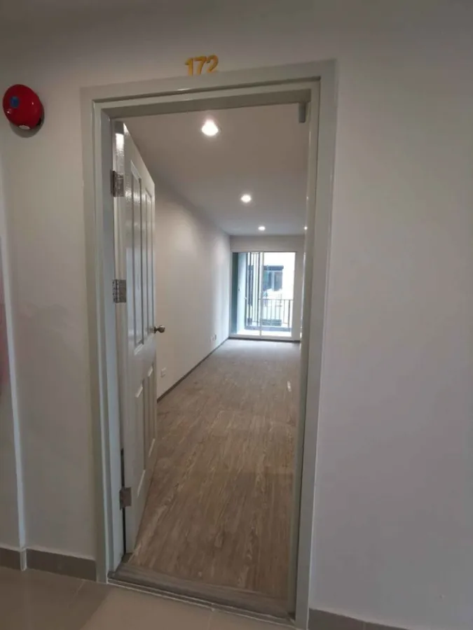 Condo for sale, Regent Home, Sukhumvit 97/1, Building A, 7th floor, corner room, clear view, good location, near the BTS. Don't miss it!!