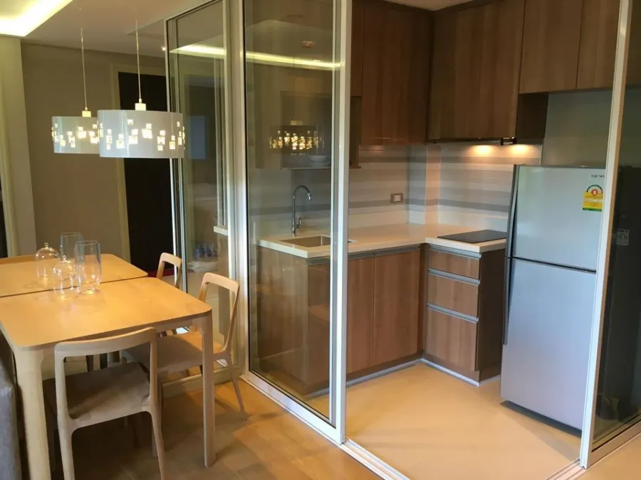 For rent / sale TidyDeluxe Sukhumvit 34, fully furnished. with electrical appliances Great value, book now.