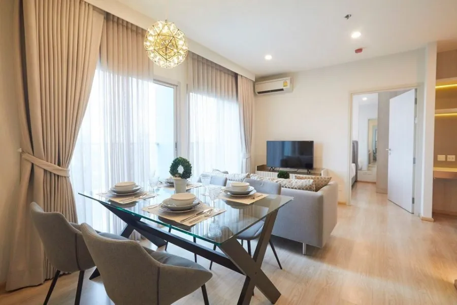 For sale or rent: Noble Revolve Ratchada, decorated room, ready to move in. Fully furnished You can move in with just one bag.
