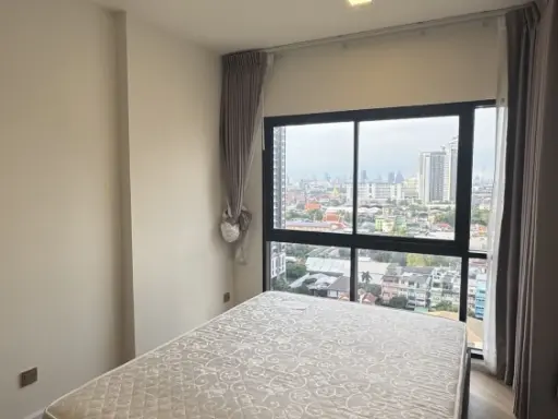 For rent: Modiz Collection BangPho. Nice room, great location, beautiful Chao Phraya River view, fully furnished. Book now! images