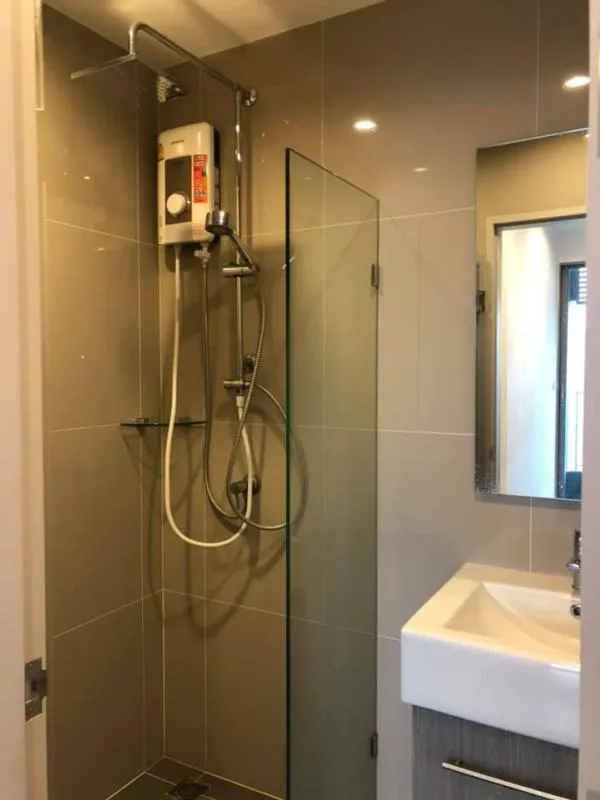 For rent, ideo mobi bangsue grand interchange, good furniture, the whole room, this price is worth it. Hurry up.