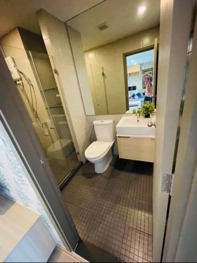 Condo for rent, Ideo O2, beautiful room, fully decorated, complete electrical appliances, good location, convenient travel.