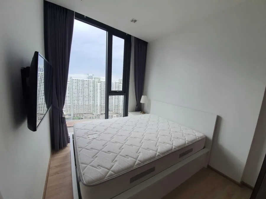 For rent, The Line Phahon-Pradipat, 28th floor, beautiful room, luxurious decoration, complete, very livable, book now, don't wait.
