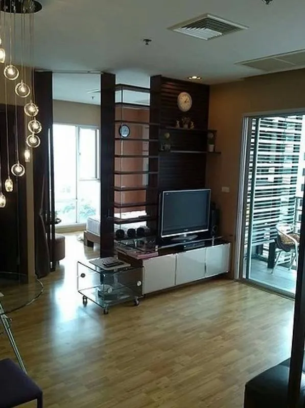 ให้เช่าคอนโด The Light Ladprao ห้องมุม วิวพาโนรามา ไม่มีตึกบัง ห้องแต่งสวย พร้อมให้คุณได้เข้าอยู่
