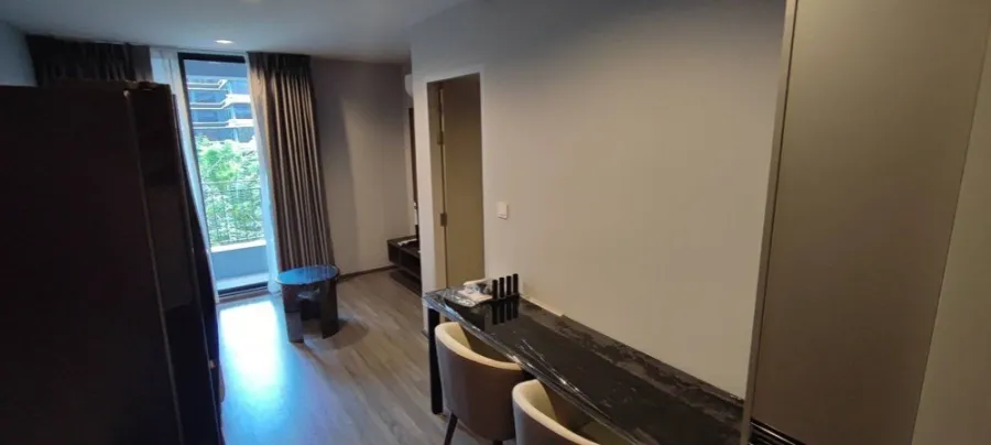 For rent, Ideo Mobi Sukhumvit 40, fully furnished and electrical appliances, ready to move in. Don't miss it.