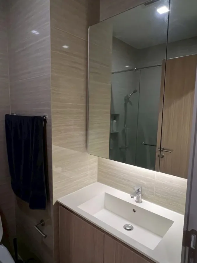 M Jatujak condo for rent. Very high floor. Pets allowed. Fully furnished with appliances. Book now!