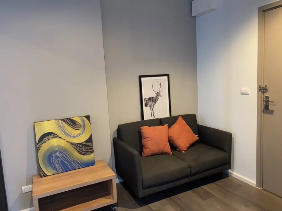 For rent, The Stage, Taopoon Interchange, fully furnished, ready to move in Bring your bag and come quickly.