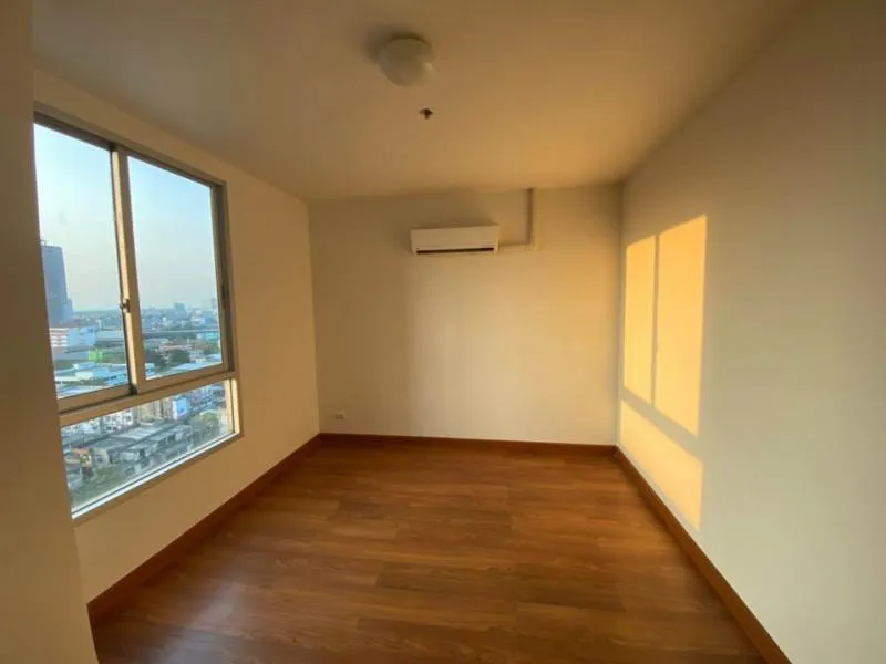 FOR RENT The Parkland รัชดา-ท่าพระ ห้องมุม เงียบสงบ เป็นส่วนตัวมาก เหมาะกับการพักผ่อนสุดๆ จองให้ไว