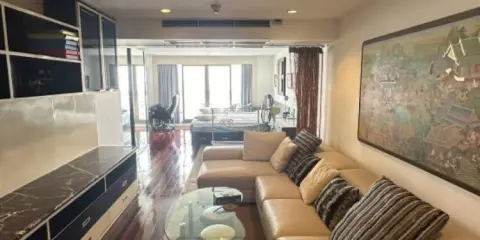 ขาย สเตท ทาวเวอร์ ห้องกว้างขวางอยู่สบาย ชั้นสูงวิวแม่น้ำเจ้าพระยา อย่ารอช้ารับเป็นเจ้าของด่วนๆ