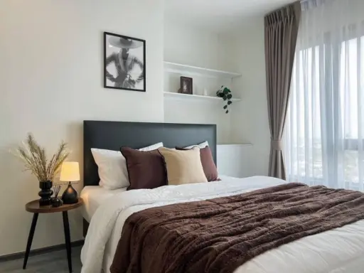 Condo for rent, Rich Park @Triple Station, nice room, wide size, fully furnished, high floor, city view, book now.