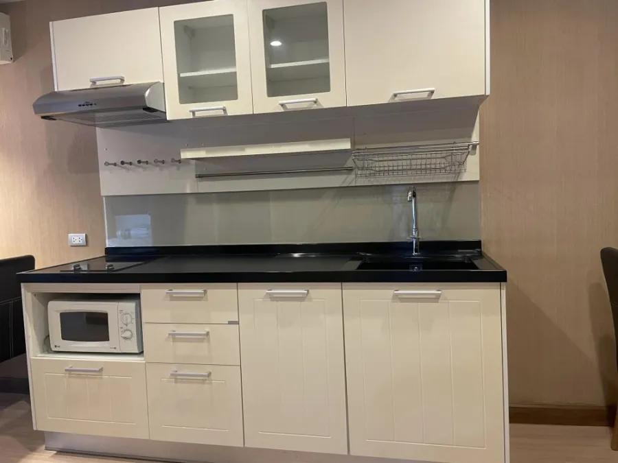Sale Tourmaline Condo Sathorn-Taksin, 2 bedrooms, 1 bathroom, ready to move in, complete facilities, good price, book now.