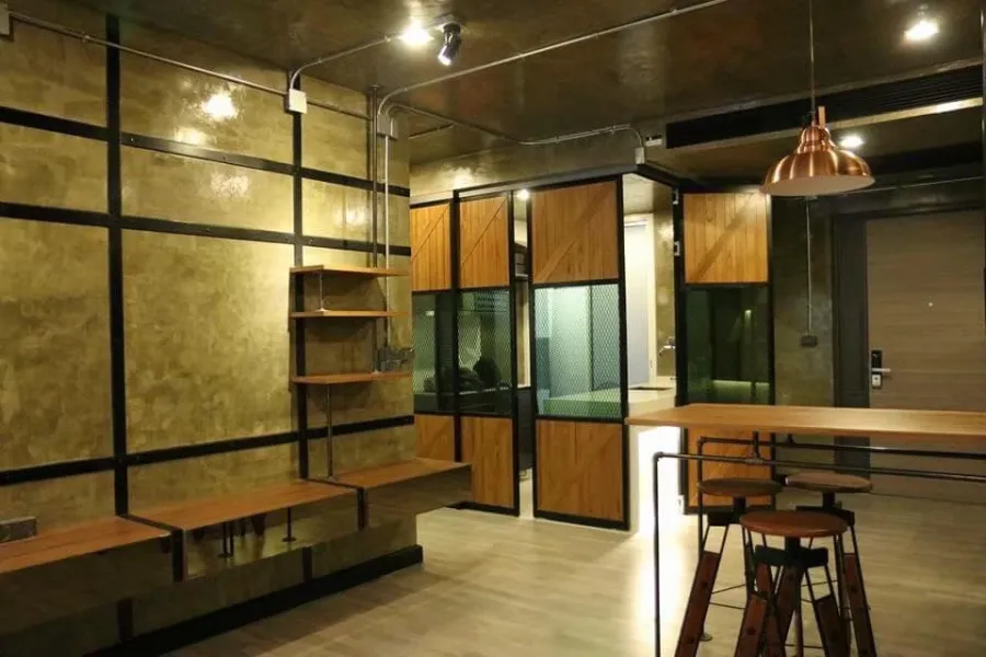 ขาย คอนโด เดอะ รูม สาทร ถนนปั้น ตกแต่งสไตล์ Loft น่าอยู่ เฟอร์ครบ ลากกระเป๋ามาได้เลยจ้า