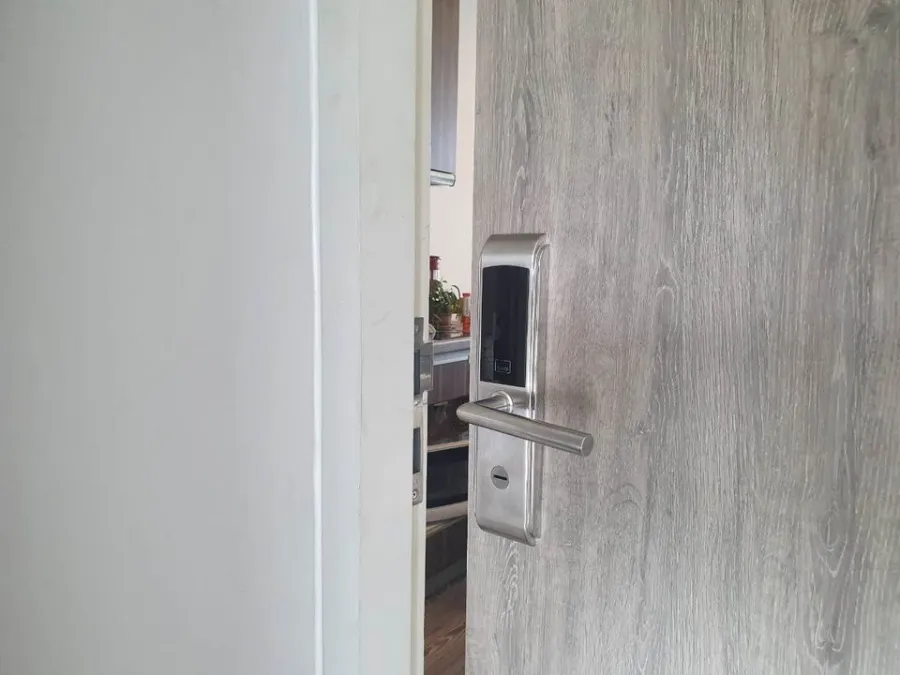 For rent, Zelle condo Rattanathibet 1 bedroom, 6th floor, room on the west side, no block, good atmosphere, do not miss it.
