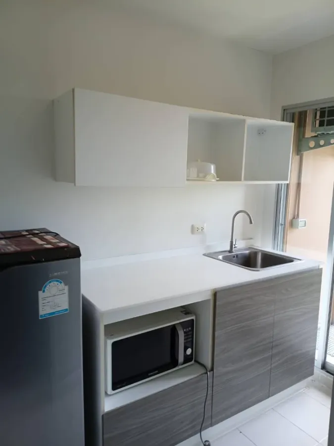 For rent: dcondo Campus Resort Rangsit, 7th floor, fully furnished, ready to move in. Book now!